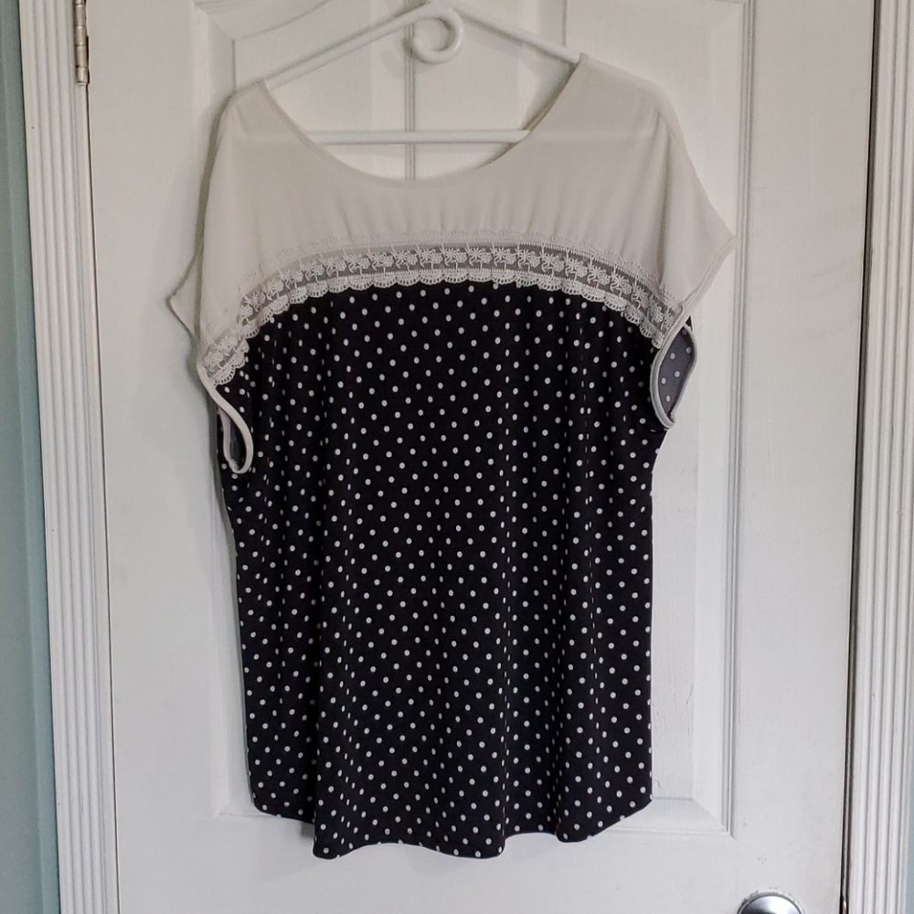 Vintage look cap sleeve top